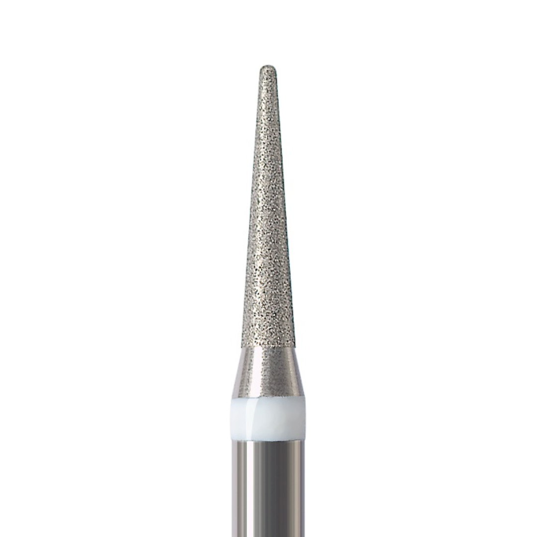 852 - Cône pointu-0